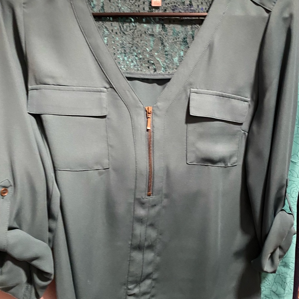 Teal Maurice’s Dress Shirt 3/4 sleeves with button size s